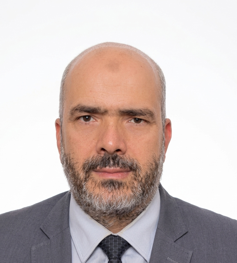 الأستاذ الدكتور مصطفى السواحلي